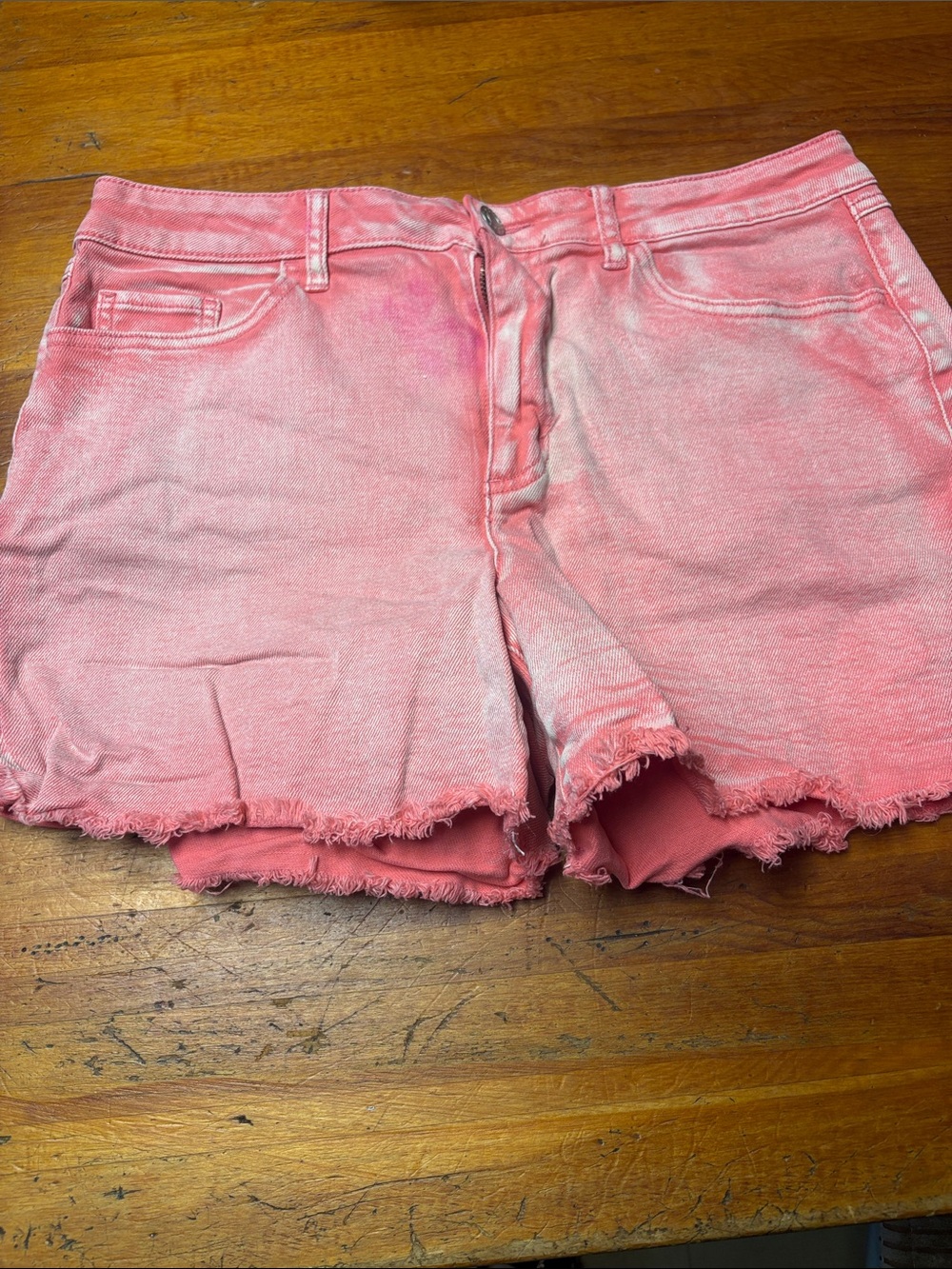Pink Frayed-Hem Denim Shorts for Women